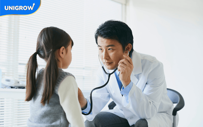 พาเด็กพบแพทย์เพื่อตรวจหาความผิดปกติได้ทันเวลา